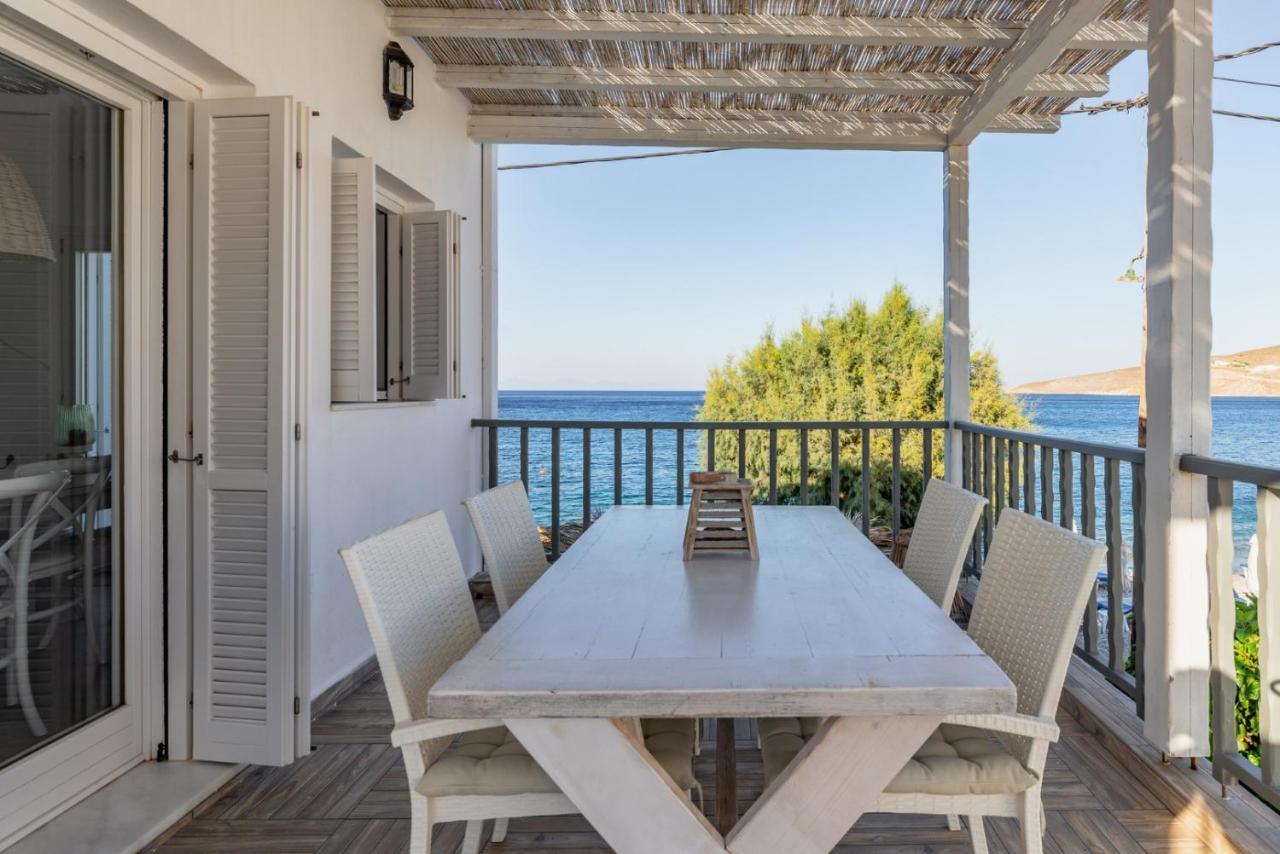 Uno Luxury Apartment With Sea View Livadia  Extérieur photo