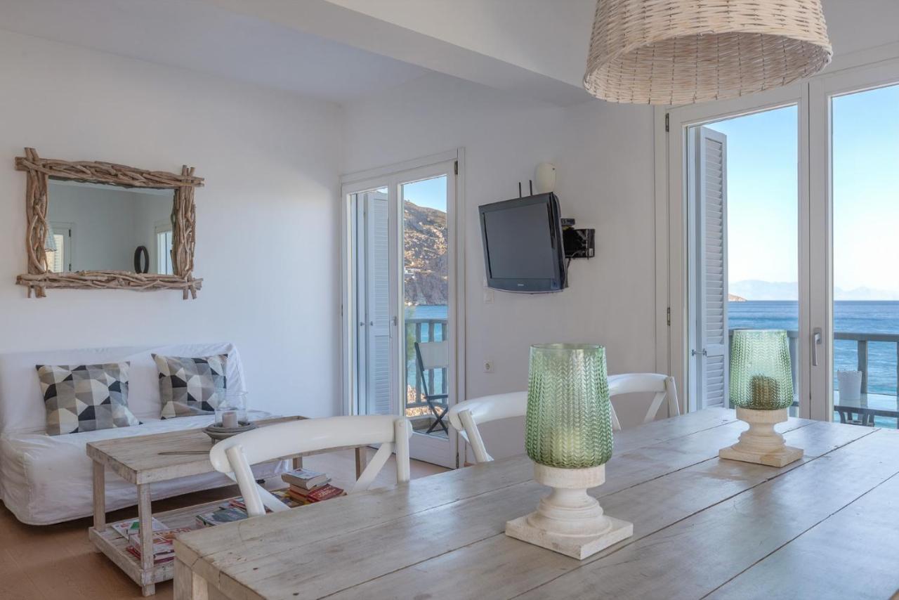 Uno Luxury Apartment With Sea View Livadia  Extérieur photo
