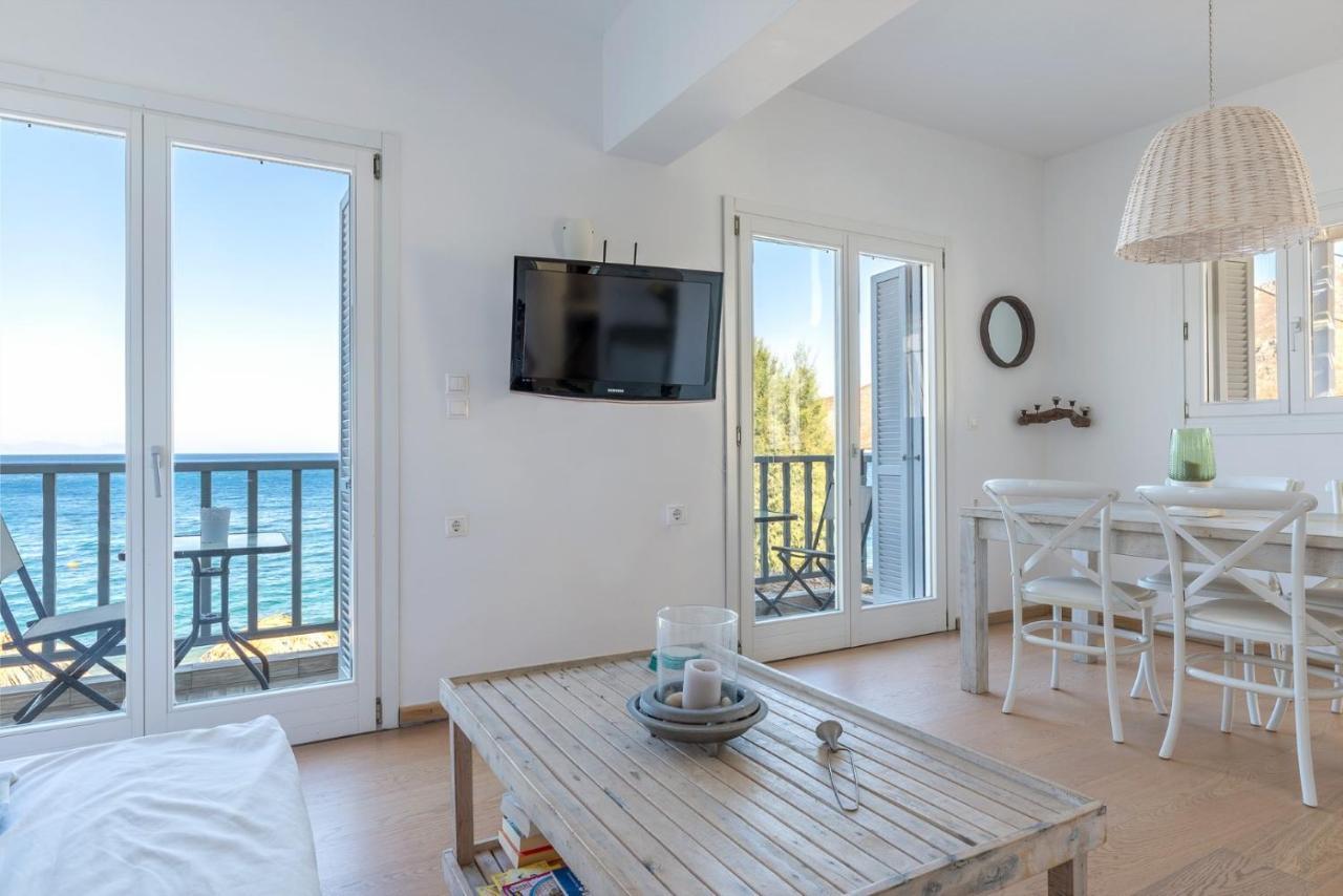 Uno Luxury Apartment With Sea View Livadia  Extérieur photo
