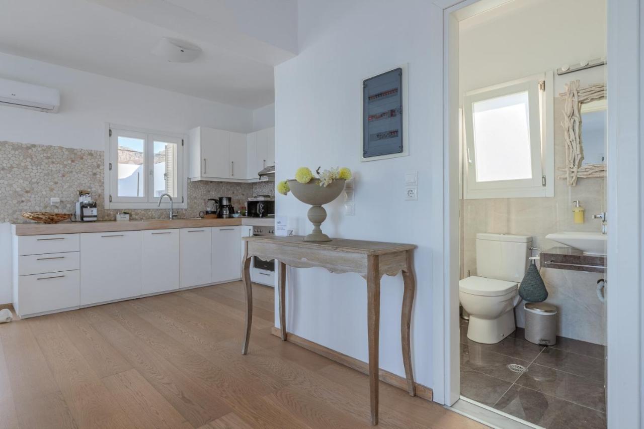 Uno Luxury Apartment With Sea View Livadia  Extérieur photo